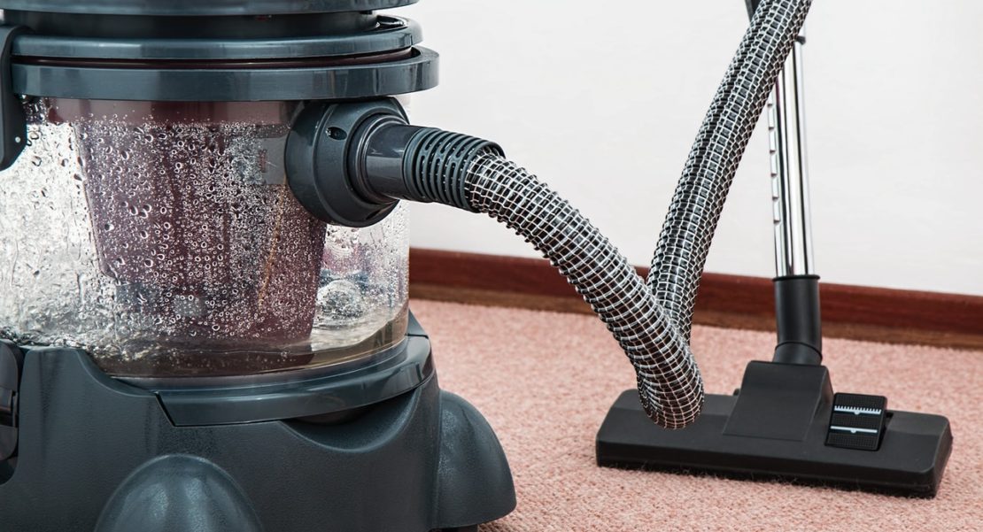 4 Carpet Cleaning Tips for a Super-Clean Carpet and Rug