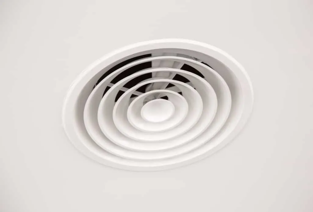 Avant les services de nettoyage des conduits de ventilation Avant les services de nettoyage des conduits de ventilation